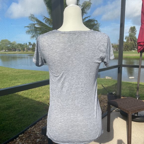 Disney "Don't Be Late" Gray T-shirt - Sz XS. C-HC - Picture 4 of 5